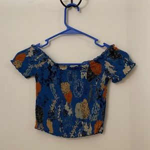 Cropped flower shirt